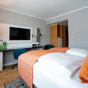 Berlin Airport - Conference Centre By Ihg Hotel Schönefeld